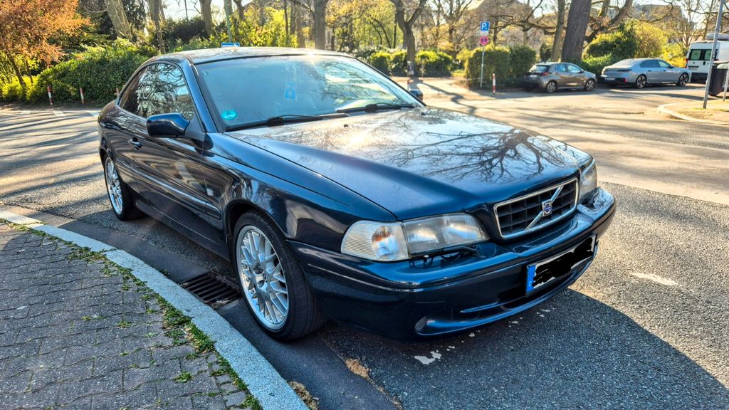 Volvo C70 293.000 km 8.599 € Frankfurt 60313