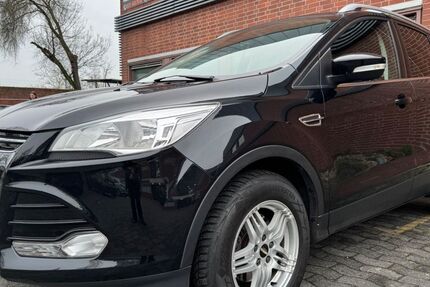 Ford Kuga 125.000 km 7.590 &euro; Rüsselsheim am Main 65428