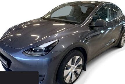 Tesla Model Y 42.983 km 30.800 &euro; Hanau 63457