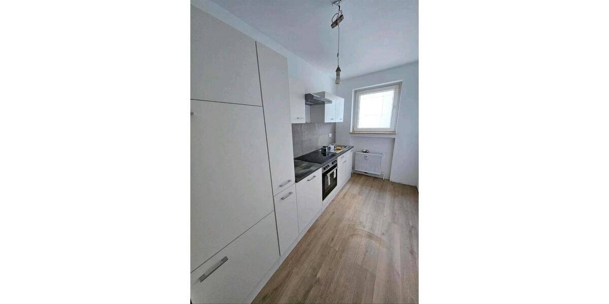 schöne 2,5 Zimmer Wohnung zu vermieten frisch saniert 2.5 zimmer