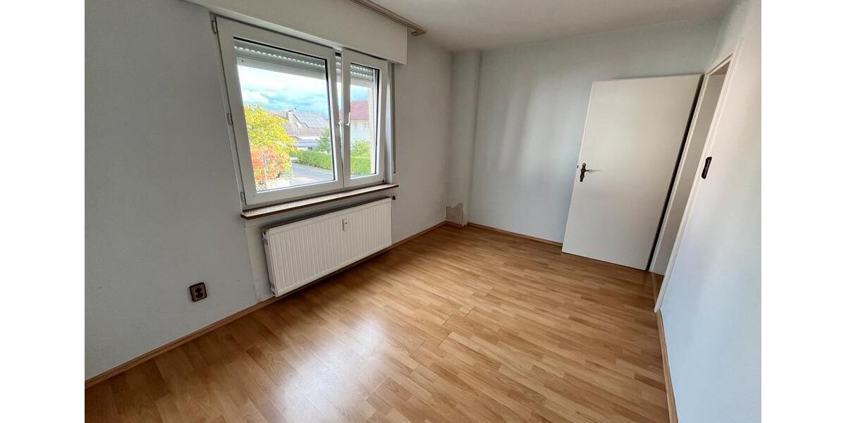 Helle 3 bis 4 Zimmer Wohnung in Top Lage 3 zimmer