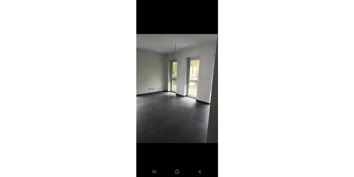 Etagenwohnung Frankfurt am Main Bonames - 2 Zimmer, 70 m&sup2;, 990&euro; | Angebot:26135618