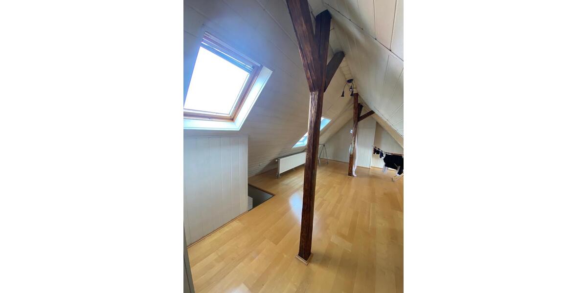 Mehrfamilienhaus, Wohnhaus Frankfurt am Main Bergen-Enkheim - 10 Zimmer, 212 m&sup2;, 735.000&euro; | Angebot:26857801