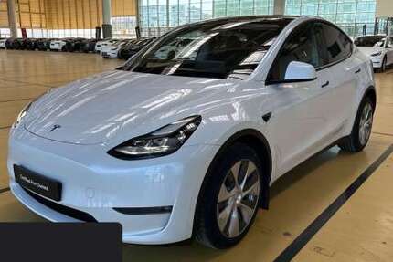 Tesla Model Y 49.176 km 40.000 &euro; Hanau 63457
