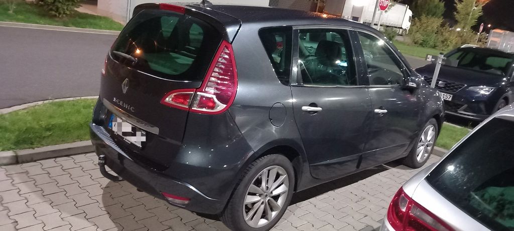 Renault Scenic 178.800 km 3.000 &euro; Frankfurt am Main 60314