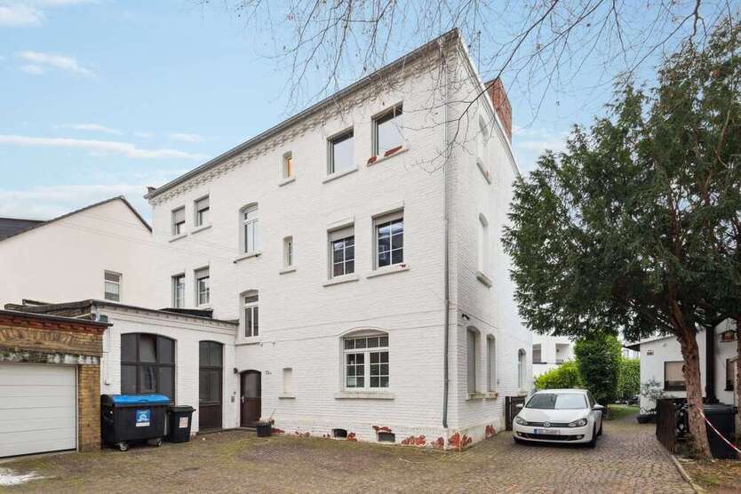 Wohnung zum Kaufen in Wiesbaden-Biebrich 160.000 € 41.38 m²