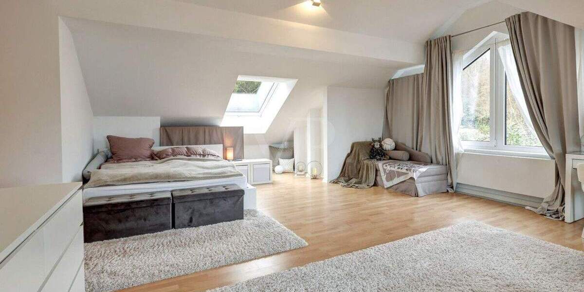 Einfamilienhaus Kelkheim (Taunus) / Fischbach Fischbach - 7 Zimmer, 272 m&sup2;, 3.300&euro; | Angebot:25682217