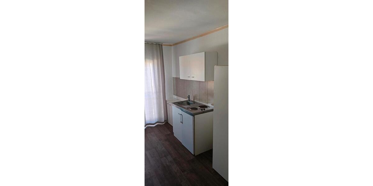 Etagenwohnung Frankfurt am Main Nord-Ost - 1 Zimmer, 20 m&sup2;, 560&euro; | Angebot:26227386