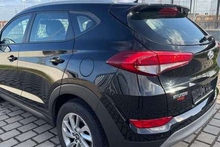 Hyundai TUCSON 153.000 km 12.100 &euro; Friedrichsdorf 61381