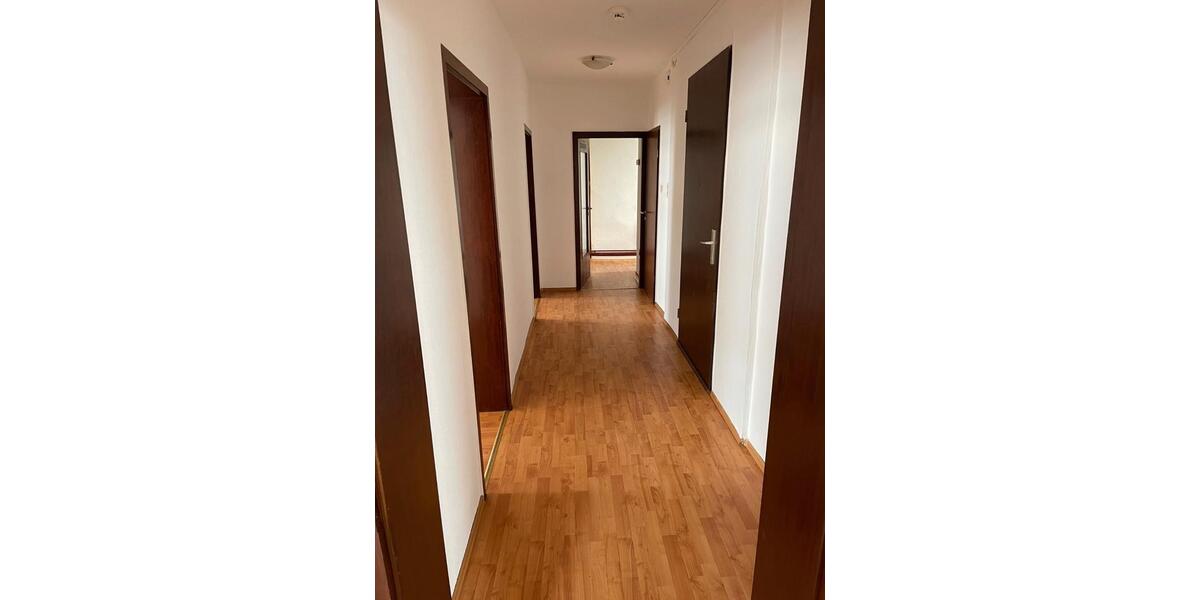 Etagenwohnung Frankfurt am Main Bockenheim - 4 Zimmer, 98 m&sup2;, 1.500&euro; | Angebot:26227370