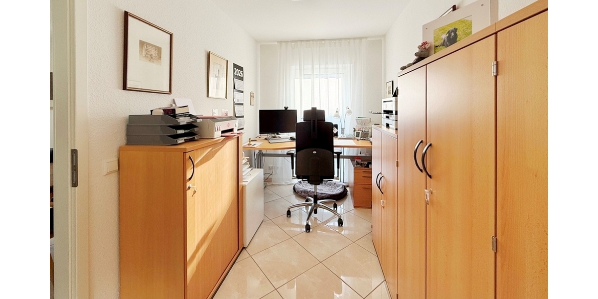 Hochwertige 3-Zimmer-Eigentumswohnung mit zwei Balkonen in begehrter Lage von Frankfurt-Sachsenhausen - Etagenwohnung Frankfurt Oberrad | Angebot:24762533