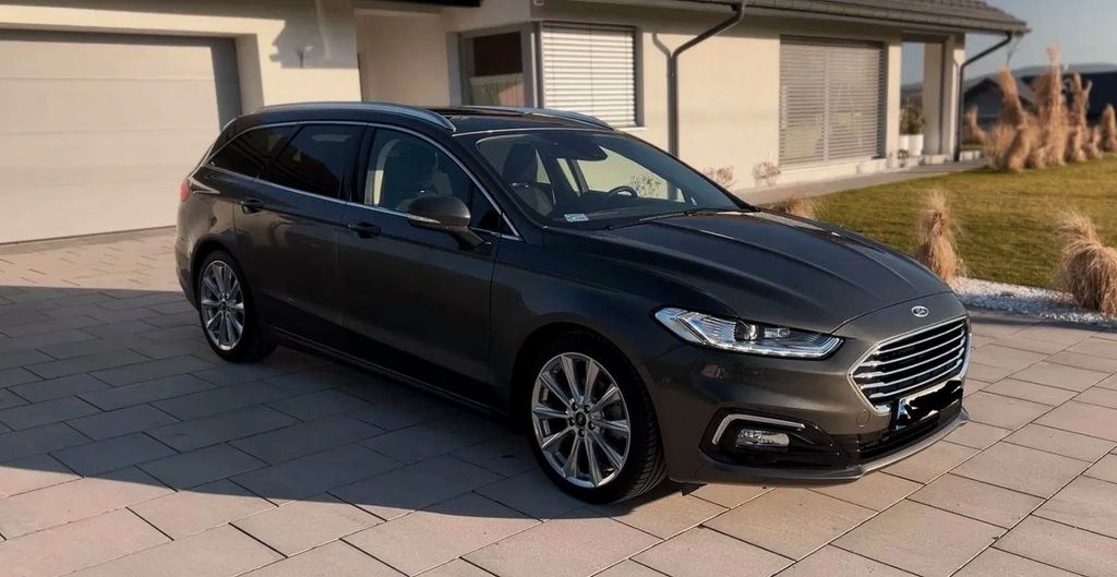 Ford Mondeo 114.700 km 11.000 &euro; Frankfurt am Main 60528