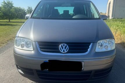 VW Touran 315.000 km 2.480 &euro; Friedberg 61169