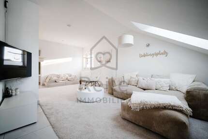 Haus Kriftel - 11 Zimmer, 314 m&sup2;, 1.499.000&euro; | Angebot:25765537