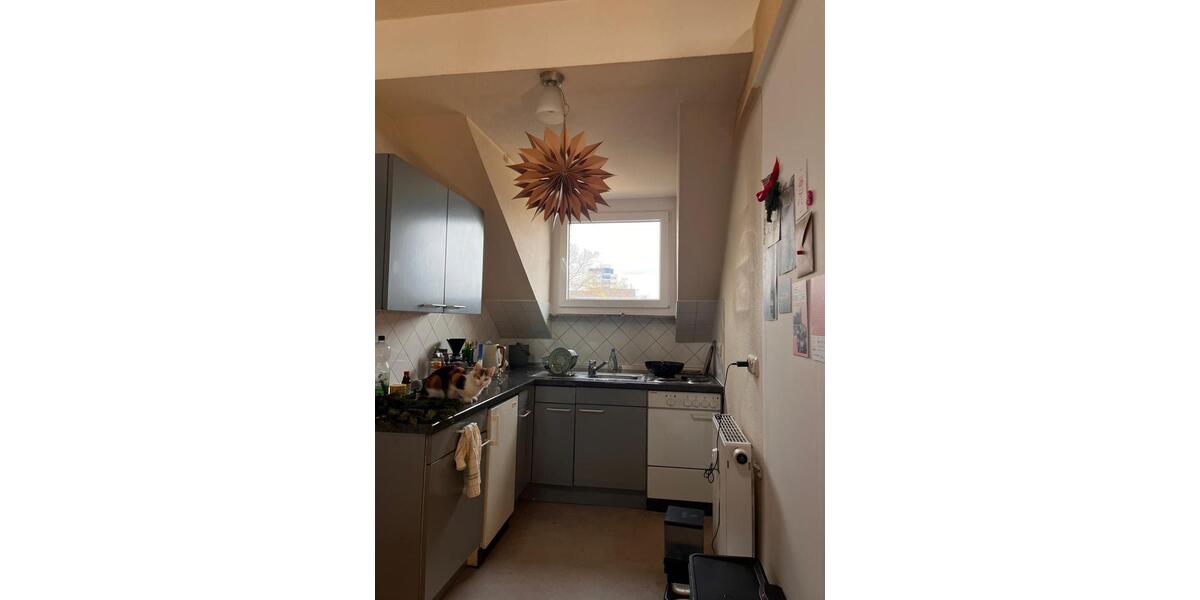 WG-Zimmer im Frankfurter Nordend - gegenüber Campus Westend 2 zimmer