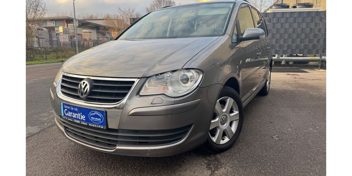 VW Touran 133.000 km 5.499 &euro; Groß - Zimmern 64846