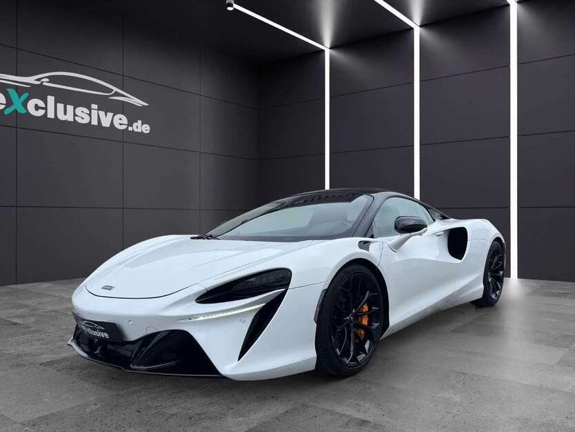 McLaren Artura 5.300 km 203.800 € Nidderau 61130
