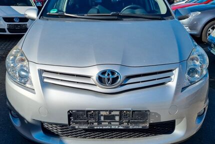 Toyota Auris 106.000 km 5.990 &euro; Mühlheim am Main 63165