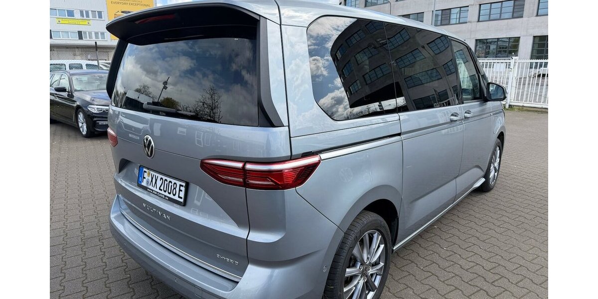 VW T7 Multivan Style eHybrid/Vollausst/Leder/Pano 80.000 km 40.999 &euro; Frankfurt 60386