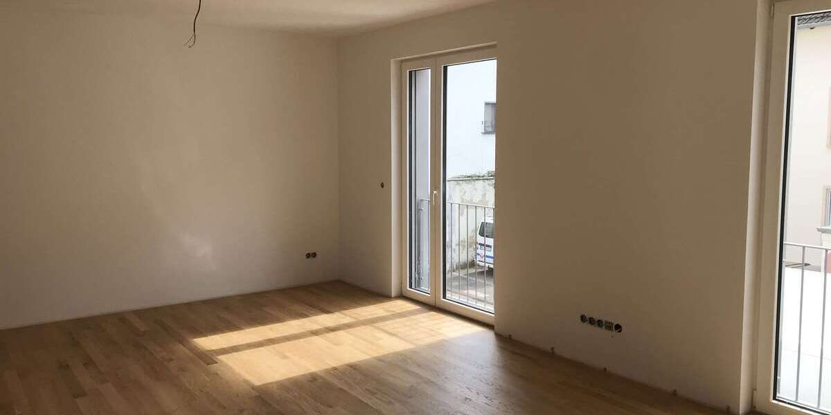 Haus zum Mieten in Hochheim am Main 1.720 € 136 m² 4 zimmer