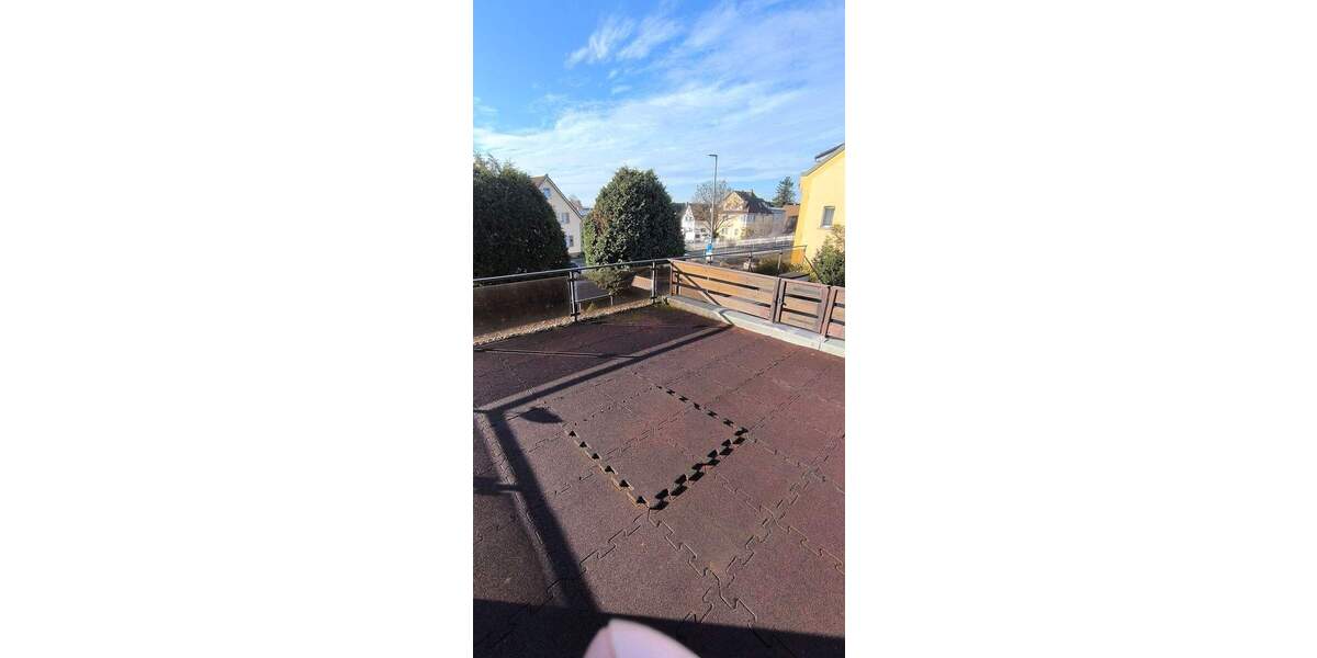 Einfamilienhaus Bischofsheim - 8 Zimmer, 170 m&sup2;, 598.000&euro; | Angebot:25703570