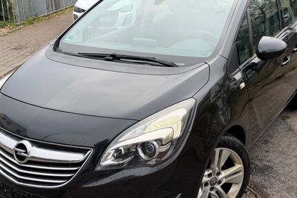Opel Meriva 243.000 km 3.299 &euro; Frankfurt am Main 65933