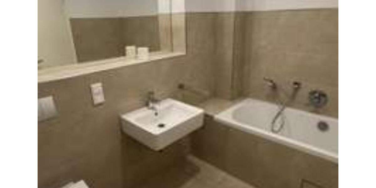 Moderne 3-Zimmerwohnung mit Einbauküche und Balkon 3 zimmer