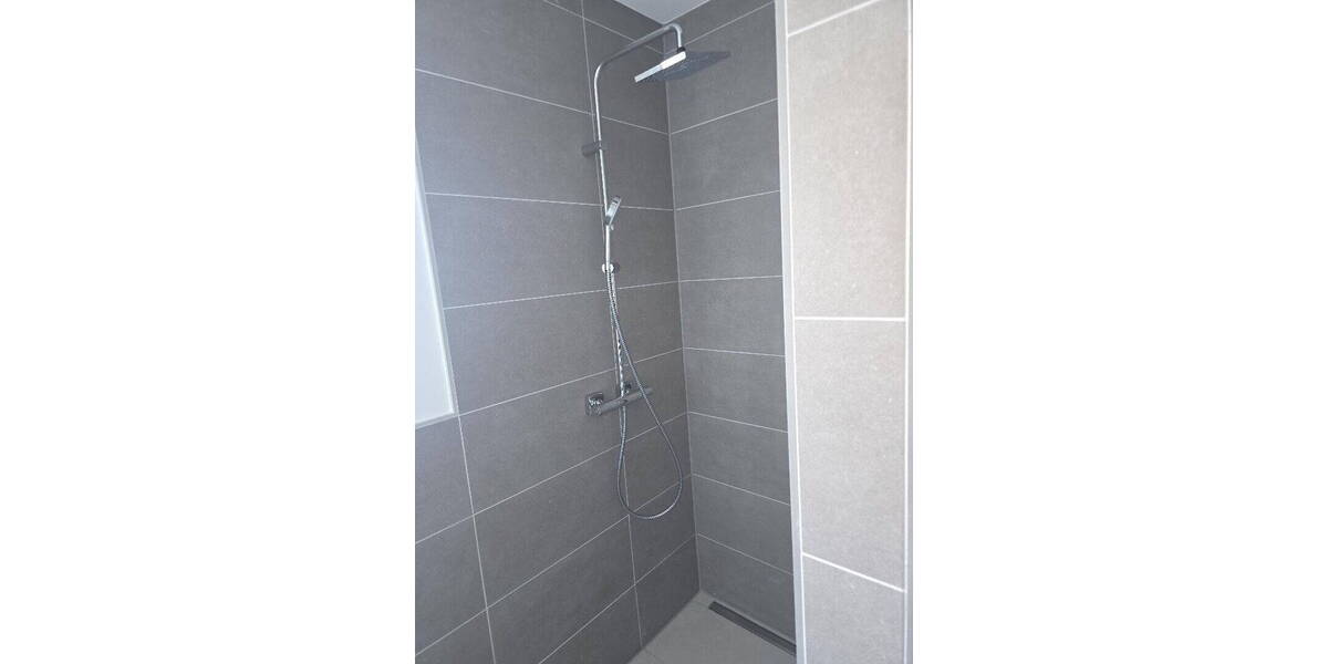 Etagenwohnung Eschborn - 5 Zimmer, 133 m&sup2;, 1.850&euro; | Angebot:26804274
