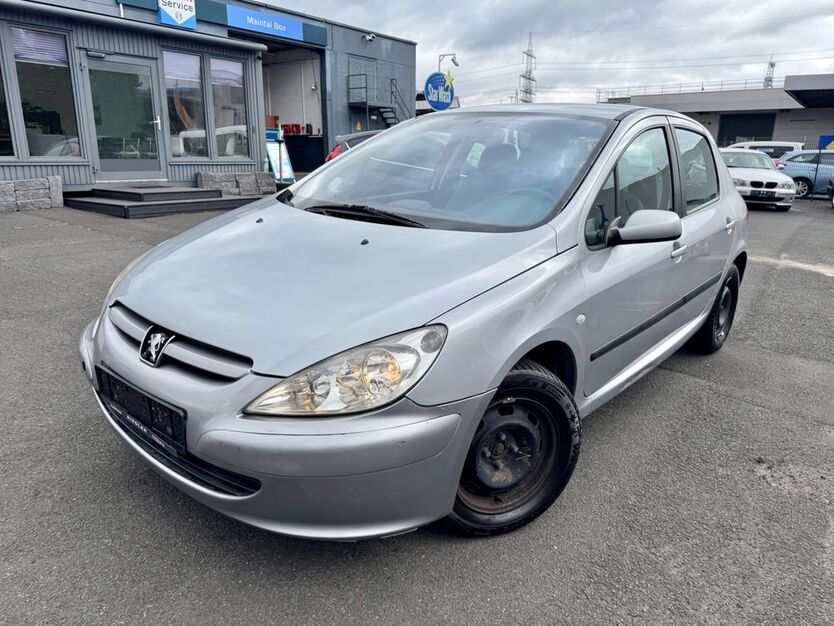 Peugeot 307 215.500 km 890 € Maintal 63477