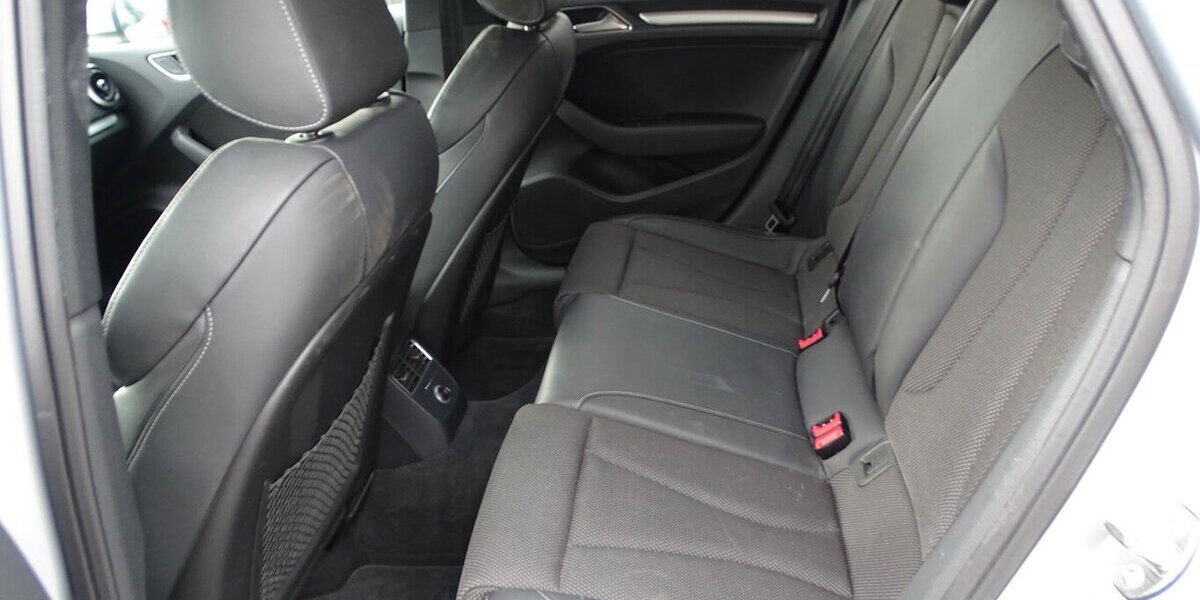 Audi A3 35 2,0l TDI S-Line Paket, Navi, Klimaauto., PDC 123.848 km 16.890 &euro; Rodgau 63110