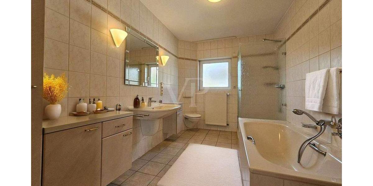 Einfamilienhaus Usingen - 5 Zimmer, 158 m&sup2;, 549.000&euro; | Angebot:25777188