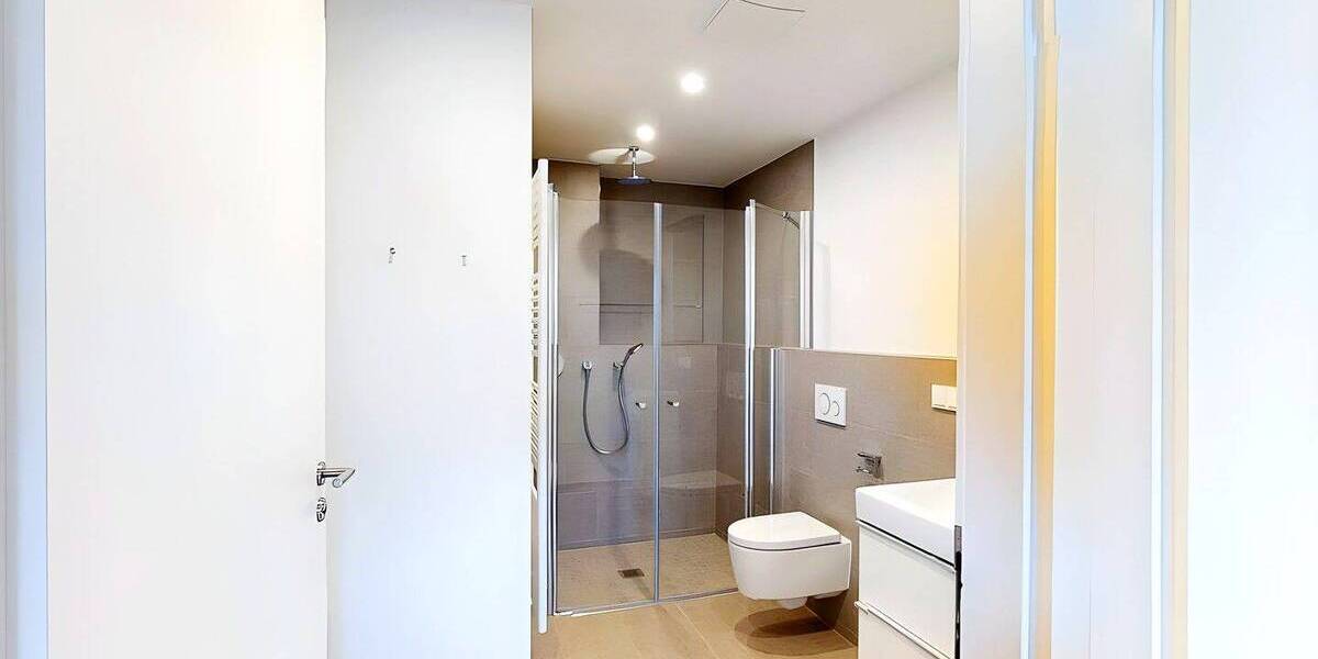 Etagenwohnung Frankfurt am Main Riederwald - 2 Zimmer, 67 m&sup2;, 1.000&euro; | Angebot:26903706