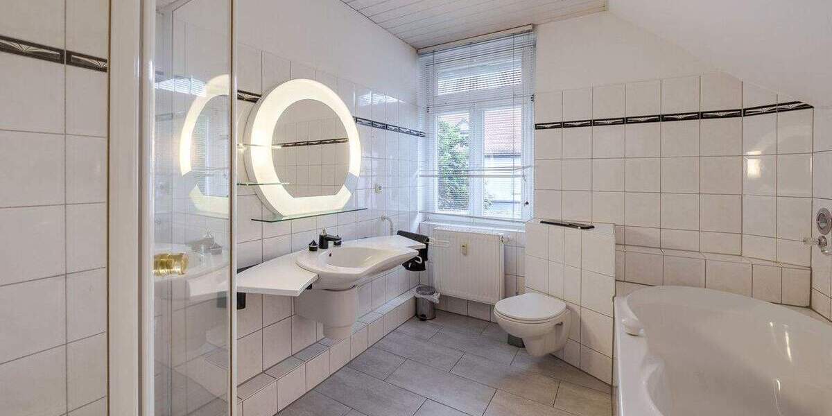 Mehrfamilienhaus, Wohnhaus Usingen - 7 Zimmer, 165 m&sup2;, 698.500&euro; | Angebot:25742957