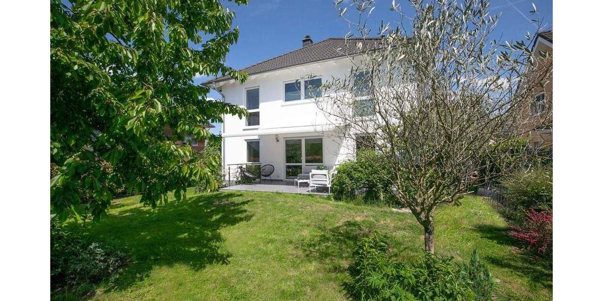 Einfamilienhaus Egelsbach - 6 Zimmer, 216 m&sup2;, 1.190.000&euro; | Angebot:25742876