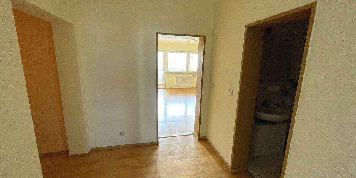 Etagenwohnung Dietzenbach - 3 Zimmer, 68 m&sup2;, 199.000&euro; | Angebot:23059114