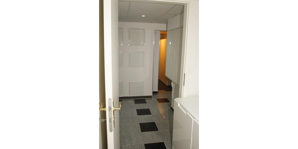 Etagenwohnung Frankfurt am Main Nied - 1 Zimmer, 55 m&sup2;, 480&euro; | Angebot:25640894