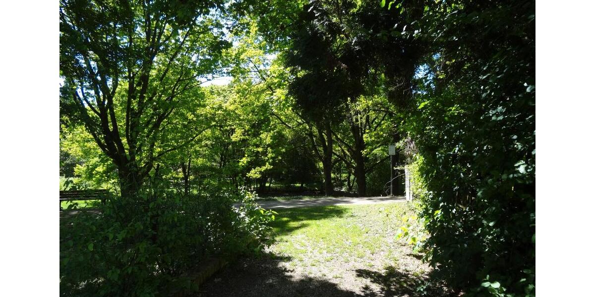 Einfamilienhaus Frankfurt am Main - 14 Zimmer, 320 m&sup2;, 1.850.000&euro; | Angebot:26448554