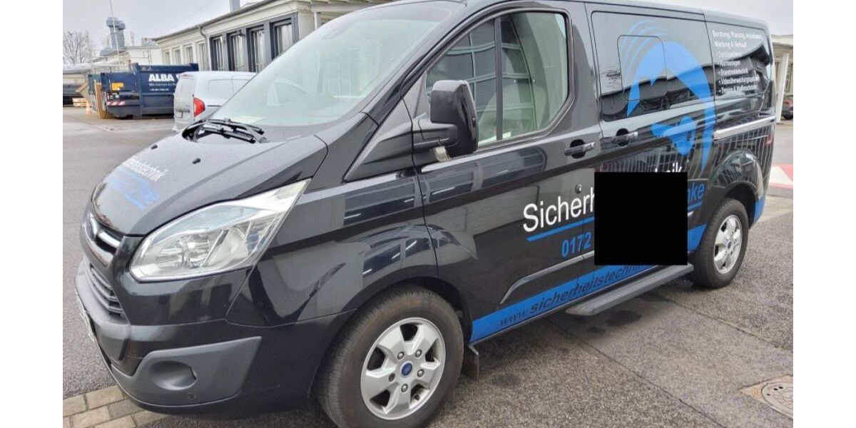 Ford Tourneo Custom 244.025 km 12.970 € Darmstadt 64291