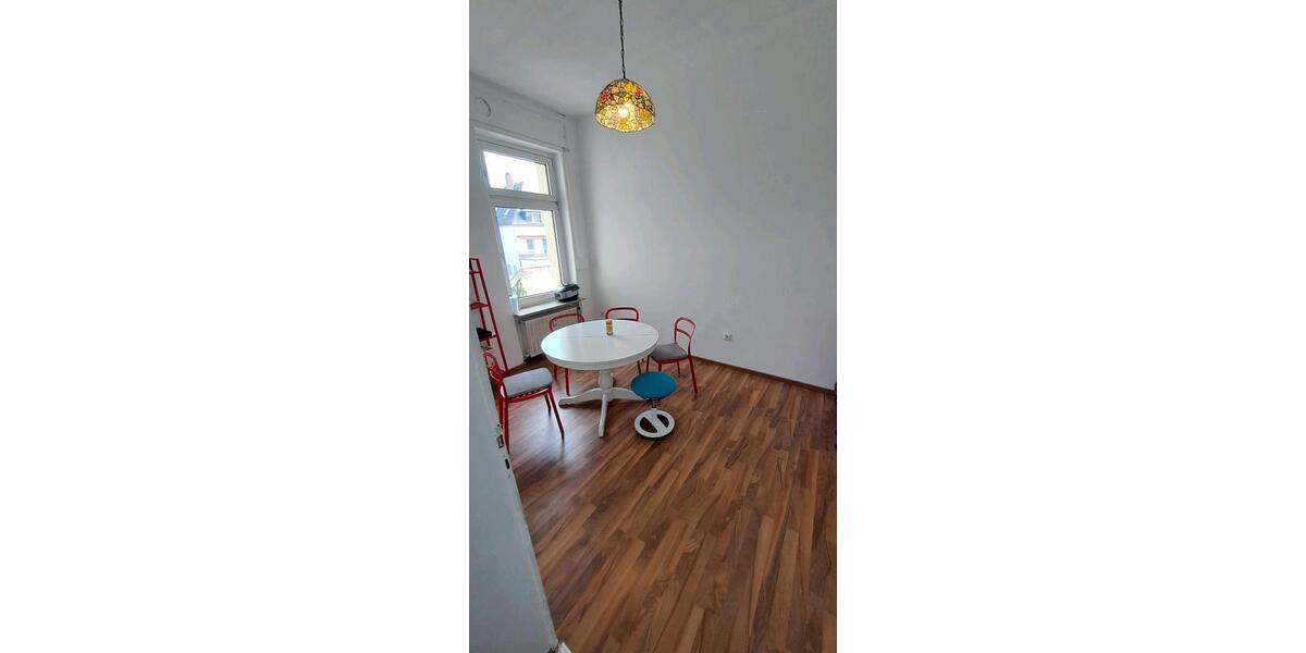 Etagenwohnung Frankfurt am Main Schwanheim - 3 Zimmer, 65 m&sup2;, 1.000&euro; | Angebot:26637455