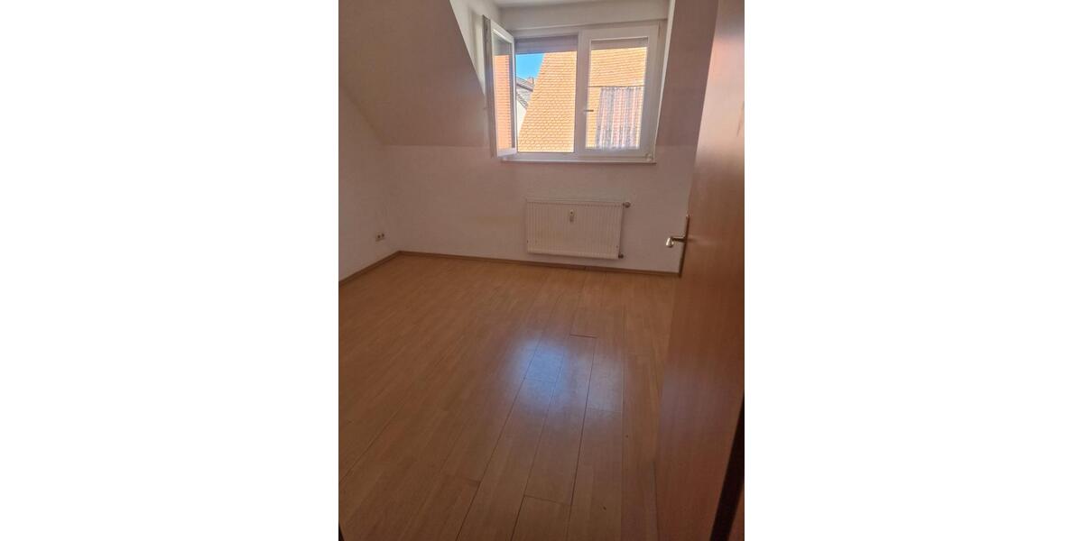 Etagenwohnung Hanau Groß-Steinheim - 2.5 Zimmer, 62 m&sup2;, 1.050&euro; | Angebot:26407518