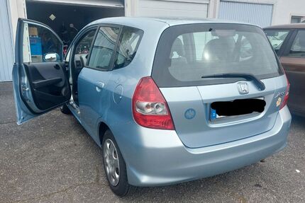 Honda Jazz 143.000 km 1.500 &euro; Neu-Isenburg 63263