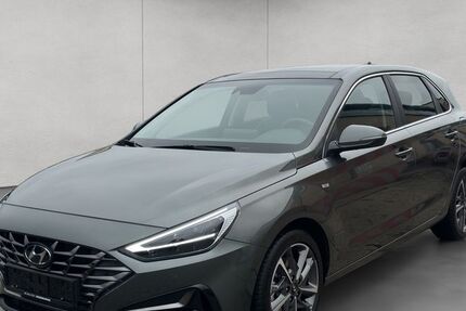 Hyundai i30 14.846 km 23.950 &euro; Frankfurt 60386