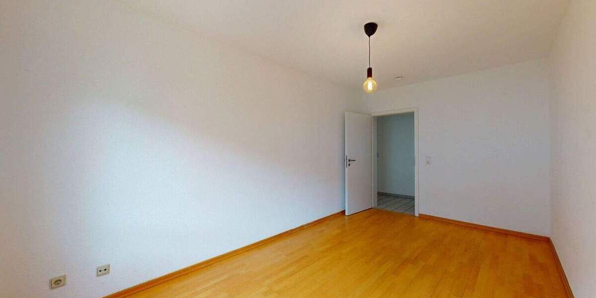 Etagenwohnung Frankfurt am Main Dornbusch - 3 Zimmer, 81 m&sup2;, 450.000&euro; | Angebot:25209915