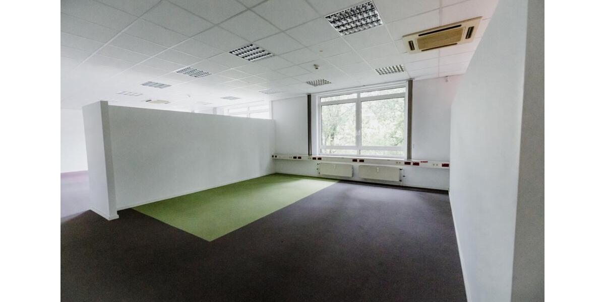 Gewerbeobjekt Frankfurt am Main Bonames - 8&euro; | Angebot:24808505