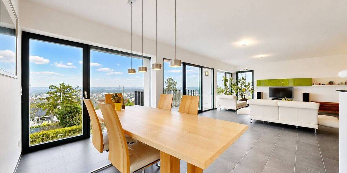 Einfamilienhaus Frankfurt am Main Bergen-Enkheim - 7 Zimmer, 252 m&sup2;, 2.290.000&euro; | Angebot:26554034