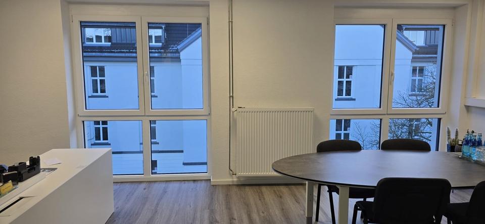Büro-Praxisflächen im Ärztehaus zur Miete zimmer