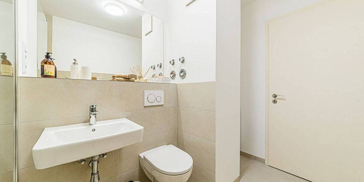 Etagenwohnung Frankfurt am Main Westend-Süd - 2 Zimmer, 64 m&sup2;, 592.000&euro; | Angebot:26170479