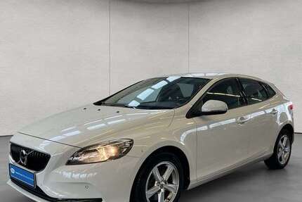 Volvo V40 105.329 km 13.450 &euro; Frankfurt am Main 60486