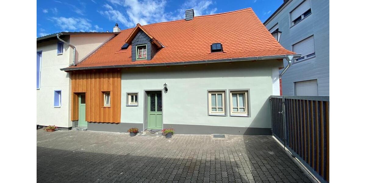 Einfamilienhaus Hanau Großauheim - 11 Zimmer, 204 m&sup2;, 675.000&euro; | Angebot:26596274