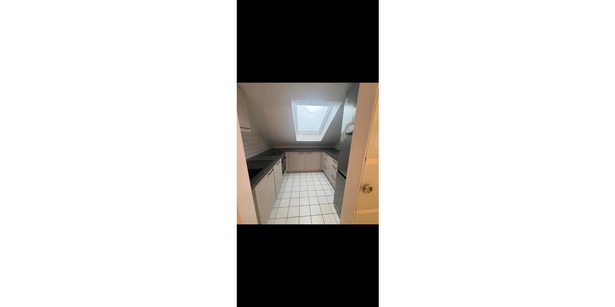 Dachgeschoßwohnung Egelsbach - 3 Zimmer, 72 m&sup2;, 1.350&euro; | Angebot:26398975